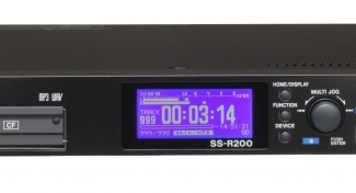 TASCAM SS-R200